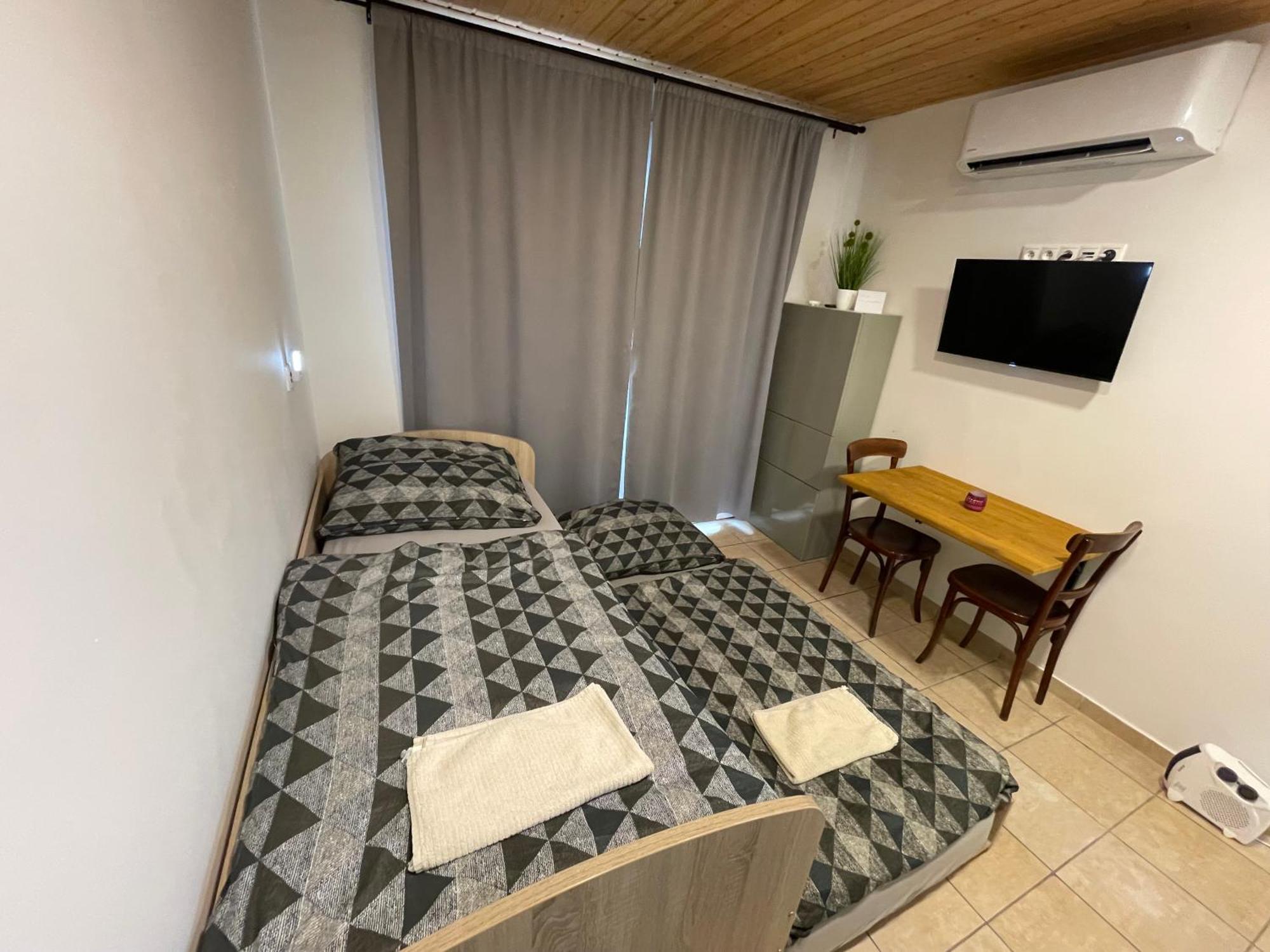 Apartman Mini ストゥパヴァ エクステリア 写真